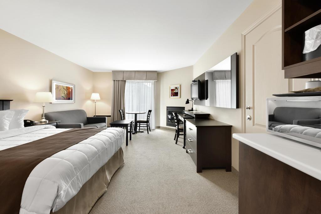 Hotel Le Versailles Saint-Sauveur-des-Monts Zimmer foto